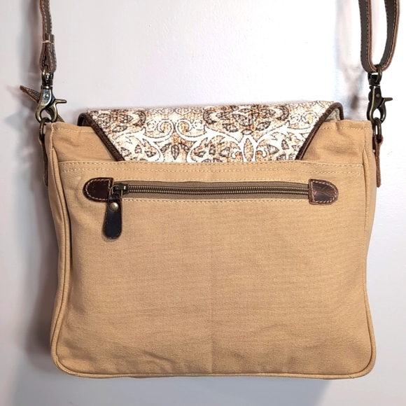 Sixtease Vintage Style Genuine Leather Crossbody/Satchel Bag. - Picture 3 of 14